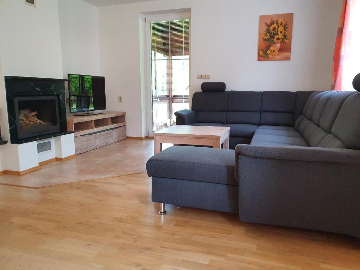 Apartmány Srní u Hlinska Hlinsko Exterior foto